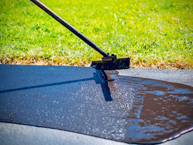 High-performance crack seal machine